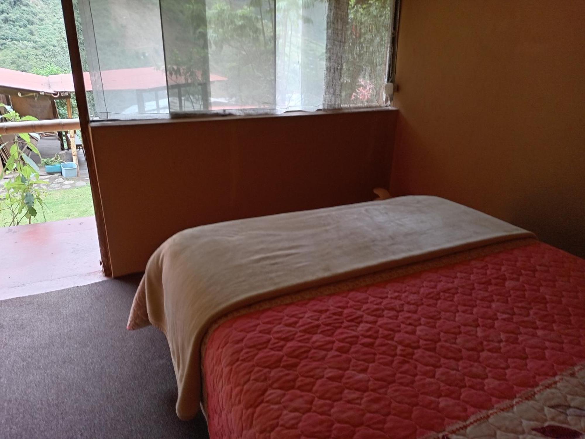 Hostel Samana Wasi Chaullay Cuzco Esterno foto